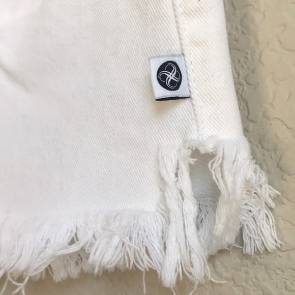 Sisstr Revolution White Denim Distressed Shorts - Picture 10 of 16